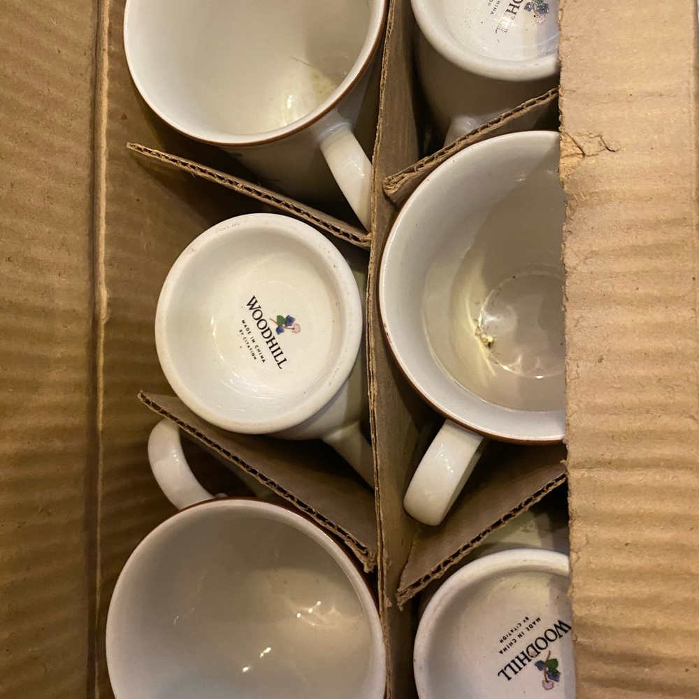 Vintage Woodhill White Ceramic 6 piece Mug Set